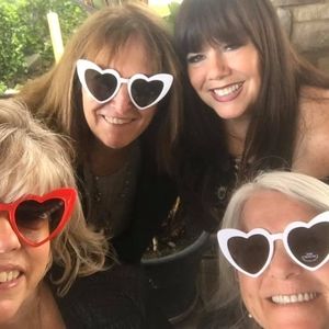 Meet your Posher, Gina